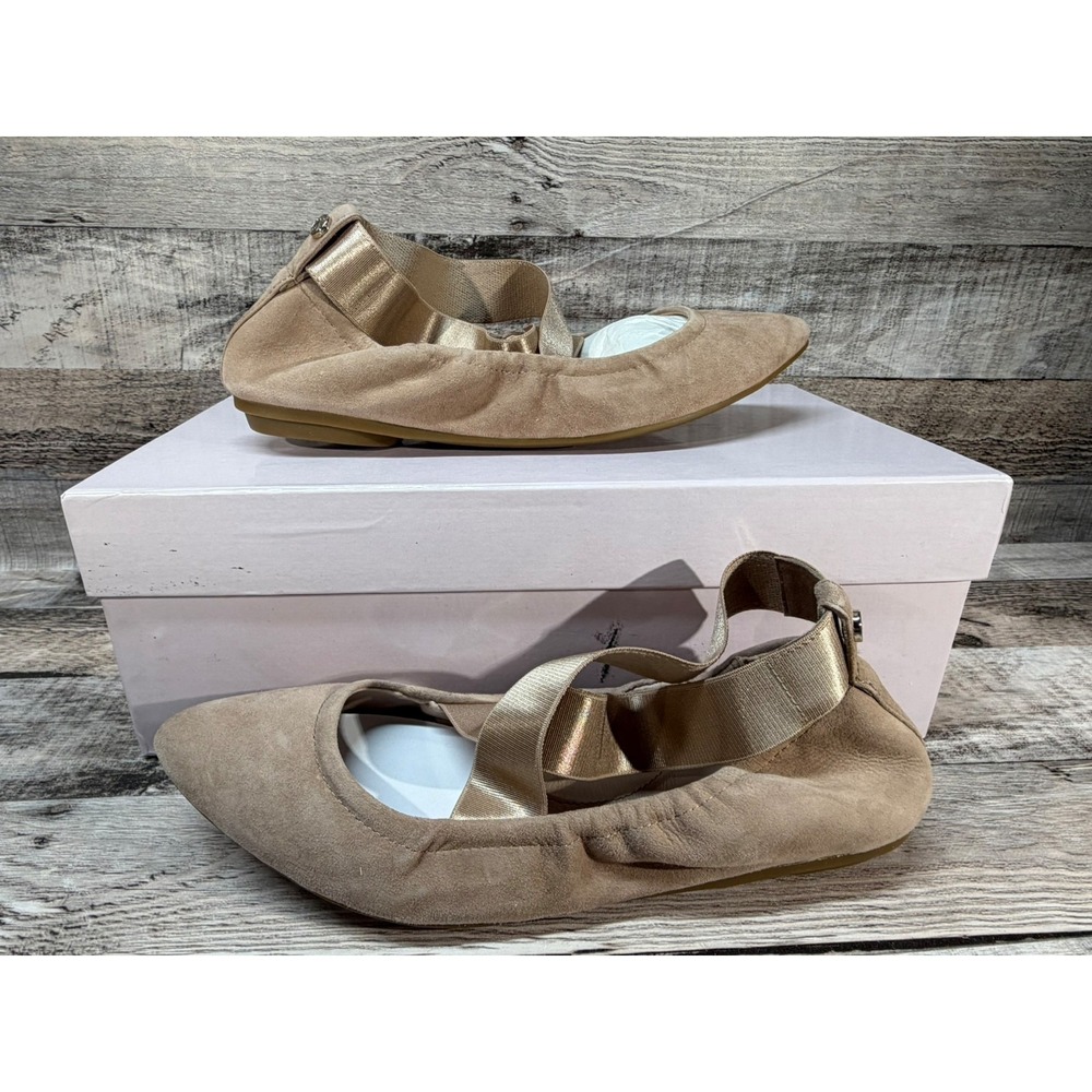 Taryn Rose Edina Silky Suede Women Shoes Beige size 5.5 Flats